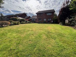 Photo 8- click for photo gallery